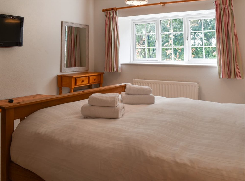 Double bedroom (photo 7) at Prideaux Cottage in Par, Cornwall