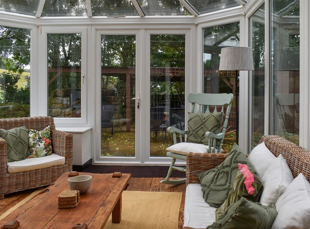 Sun room at Prideaux Cottage in Par, Cornwall