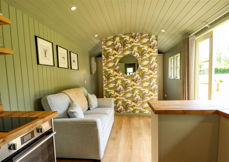 Relax in the living area at Primrose, Ashby-cum-Fenby near Waltham