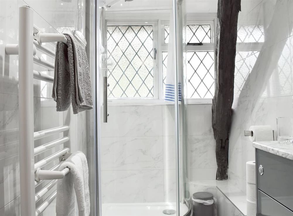 Shower room at Primrose Cottage in Diseworth, near Derby, Leicestershire