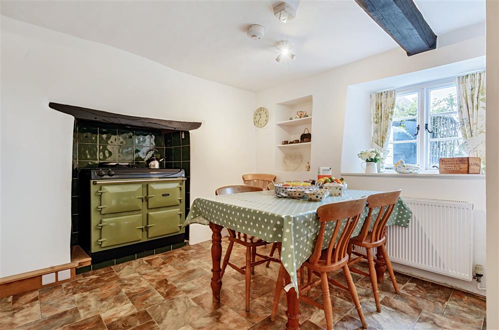 Open-plan kitchen and dining area with Aga at Primrose Cottage, Drewsteignton