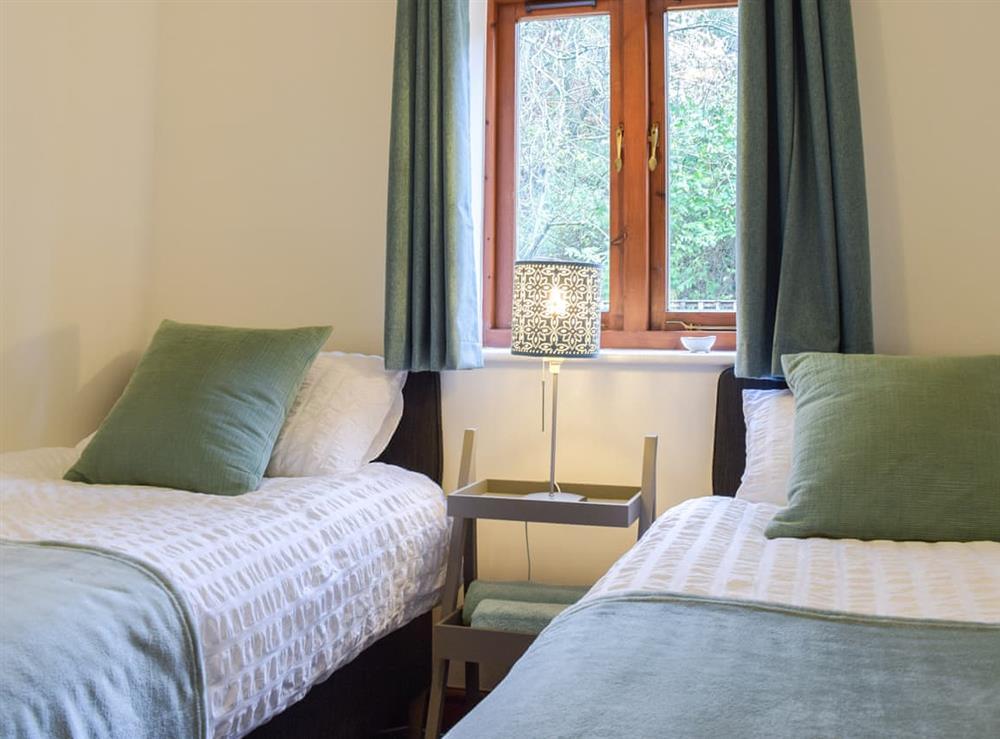 Twin bedroom at Primrose Cottage in Ironbridge, Shropshire