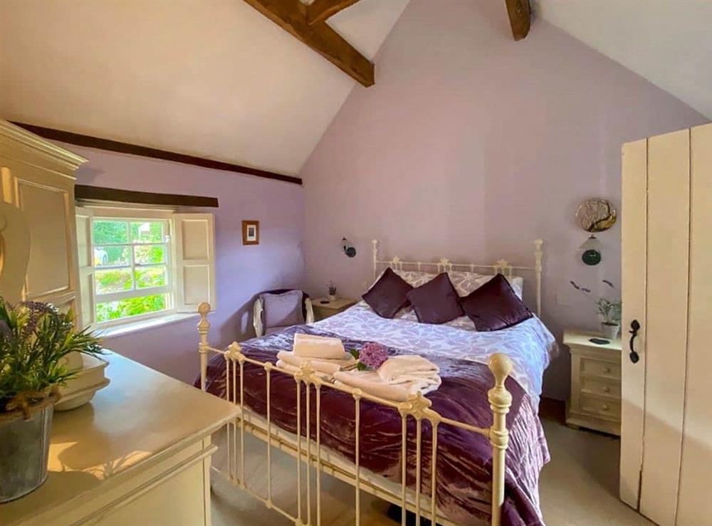 Double bedroom at Primrose Cottage in Narberth, Dyfed
