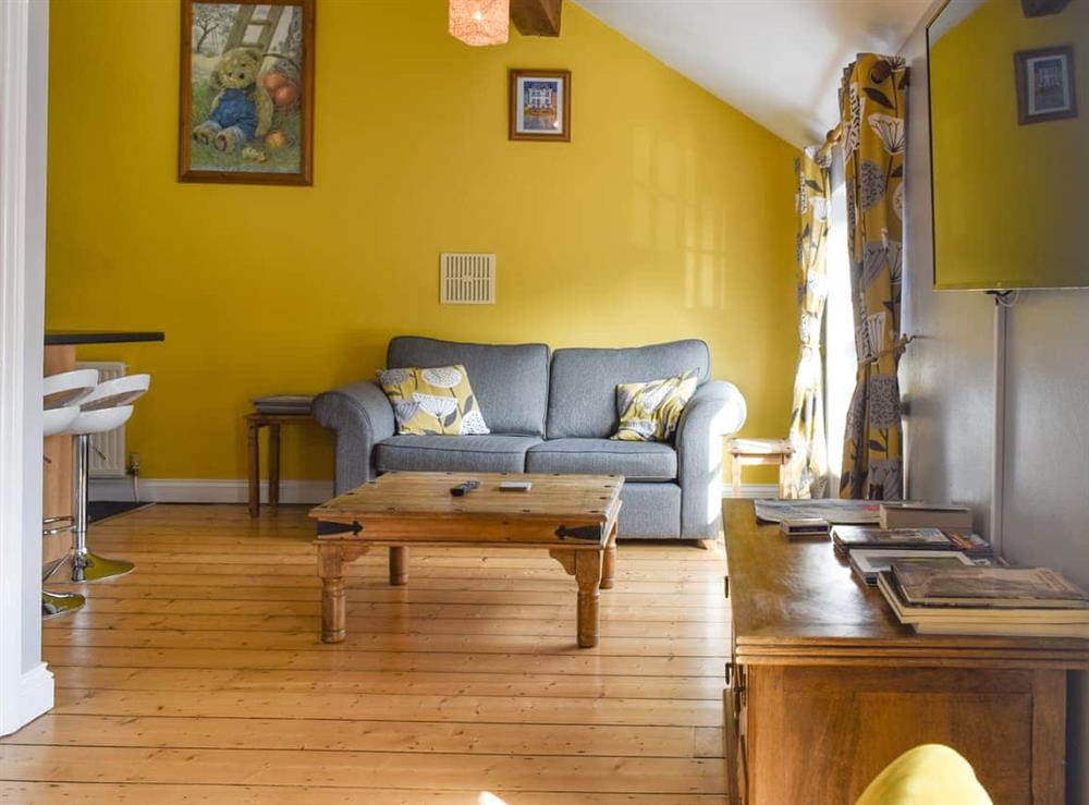 Living area at Primrose Cottage in Plymouth, Devon