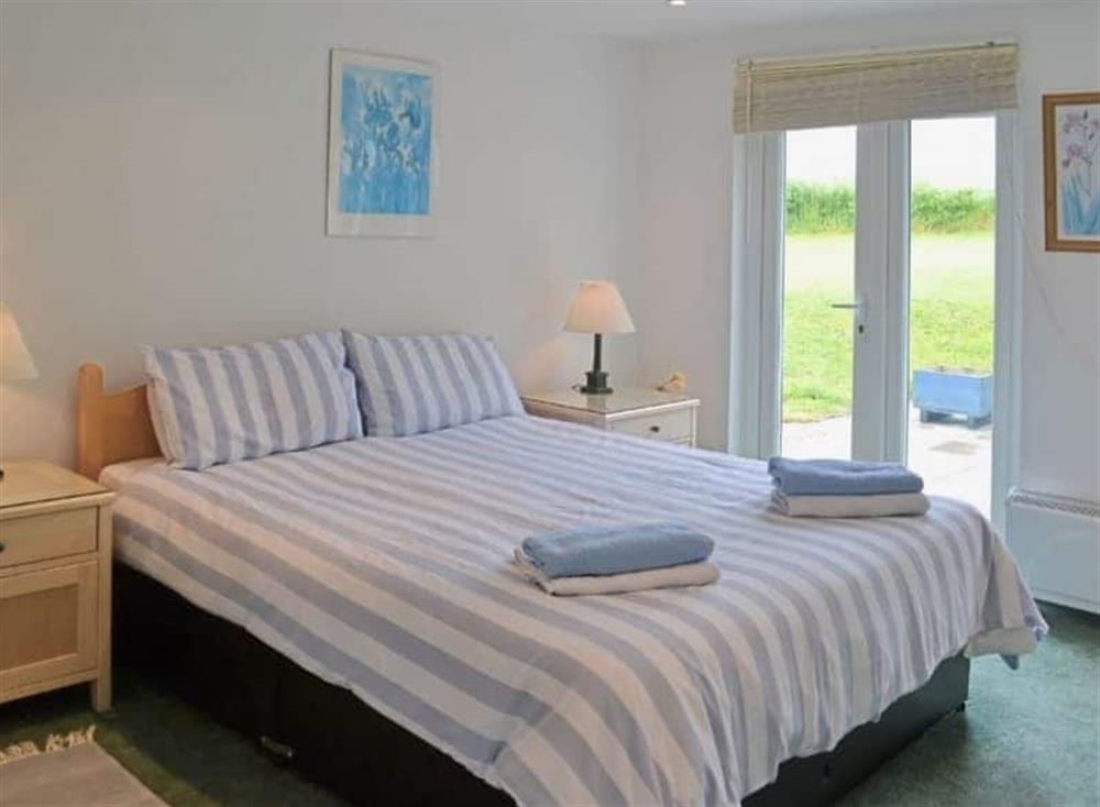 Double bedroom (photo 2) at Primrose Cottage in 