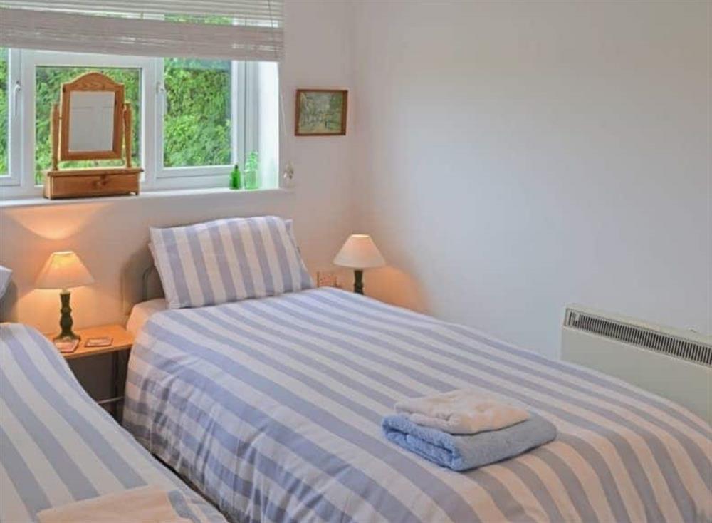 Twin bedroom at Primrose Cottage in 