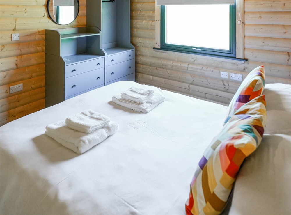 Double bedroom (photo 2) at Primrose Lodge in Hittisleigh, Devon