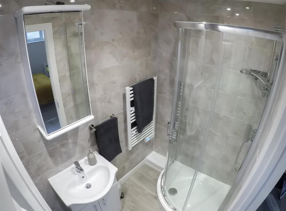 Shower room at Primrose Lodge in Littlestone-on-Sea, near New Romney, Kent