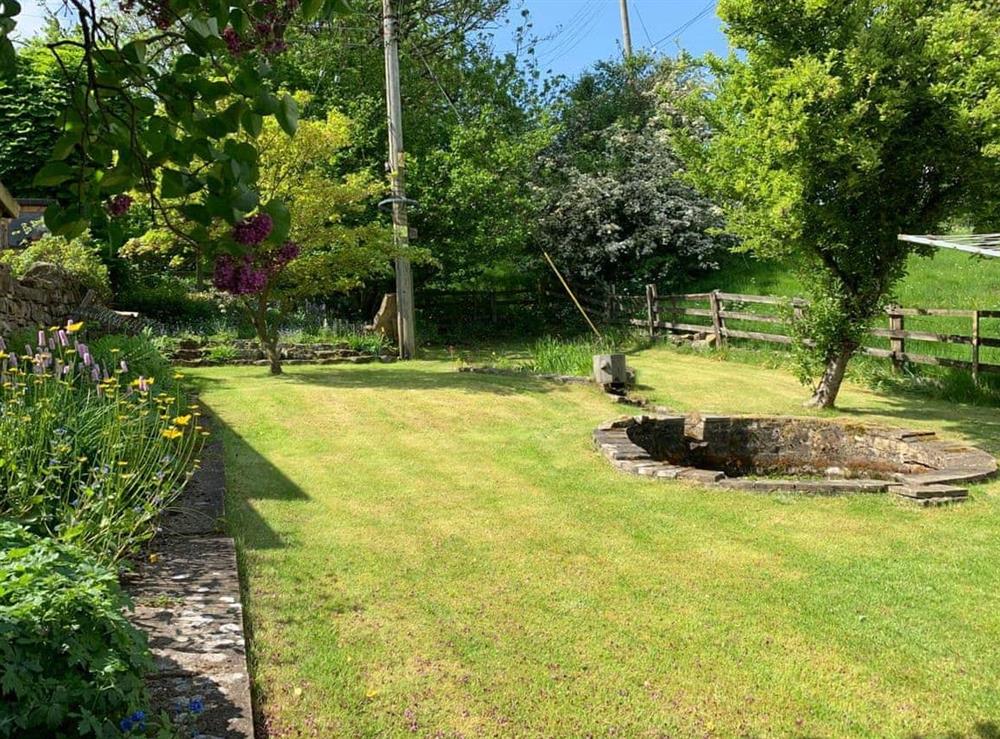 Well-maintained Lawned garden at Primrose Villa in Rosedale Abbey, near Pickering, North Yorkshire