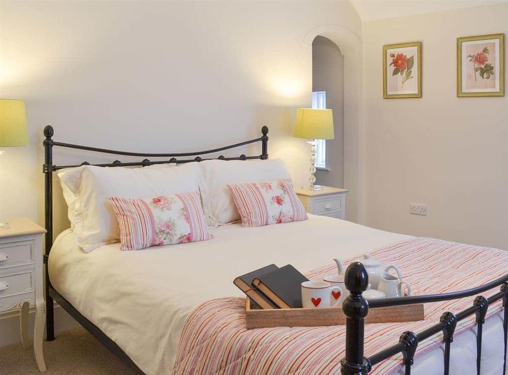Welcoming double bedroom at Princess Lodge in Scarborough, Yorkshire, North Yorkshire
