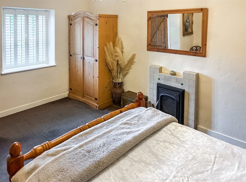 Double bedroom (photo 2) at Professors Cottage in Girvan, Ayrshire