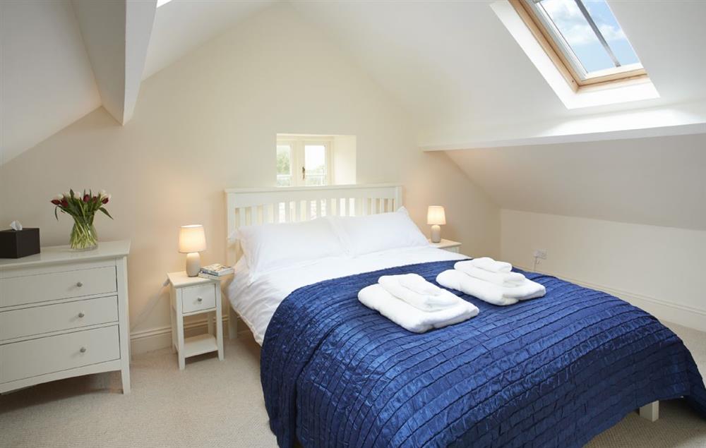 Fourth bedroom with king-size bed at Prospect House, Ampleforth