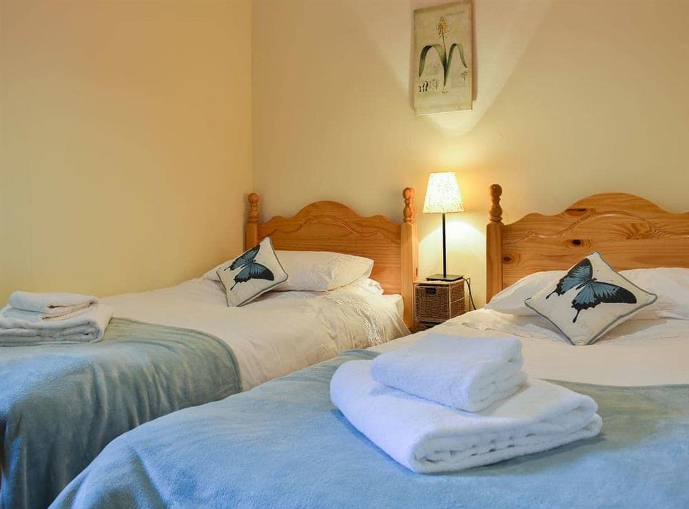 Lovely and applealing twin bedded room