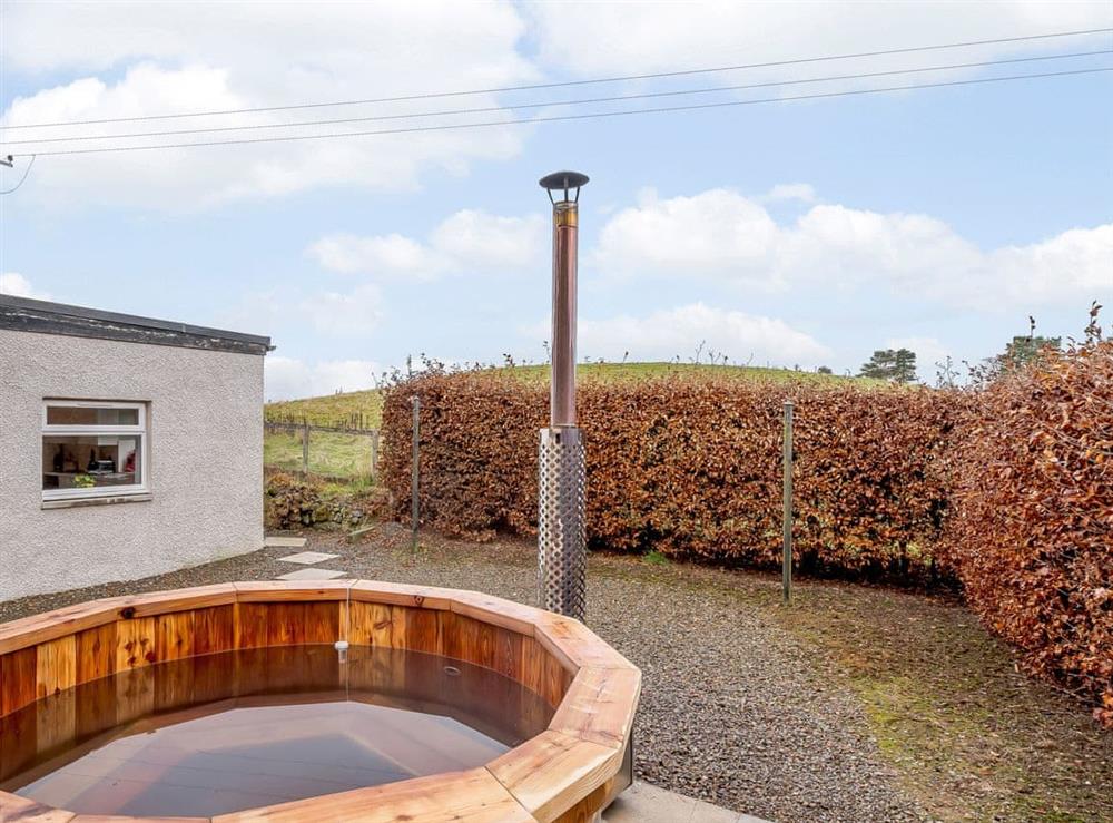 Hot tub (photo 2) at Ptarmagin in Biggar, Glasgow and the Clyde Valley, Lanarkshire