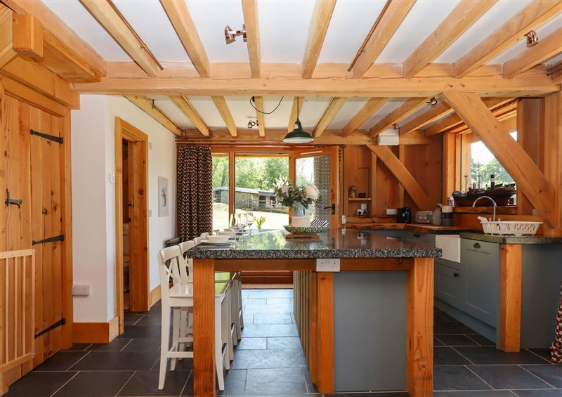 The kitchen (photo 2) at Pucklechurch, Kingsteignton