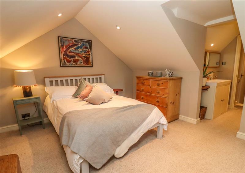 This is a bedroom (photo 2) at Pudding Hill Barn Cottage, Arlington near Fairford