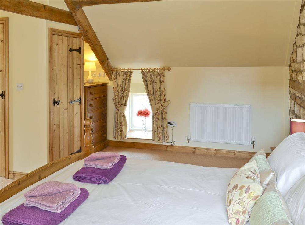 Light and airy double bedroom at Puffin Cottage in Buckton, near Flamborough, North Humberside