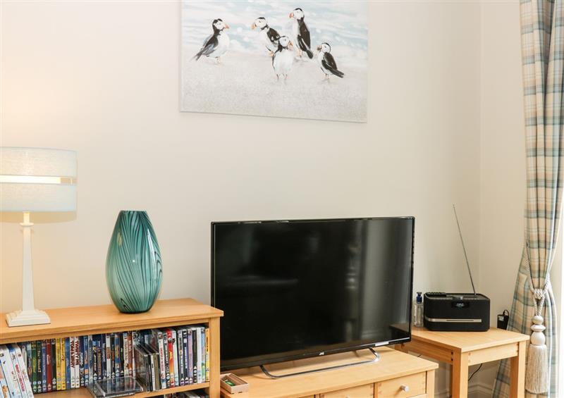Enjoy the living room at Puffin Cottage, The Bay - Filey