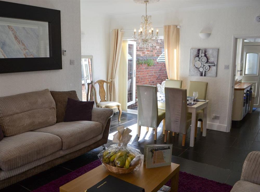 Relaxing open plan living space at Puffin House in Newbiggin-by-the-Sea, near Ashington, Northumberland