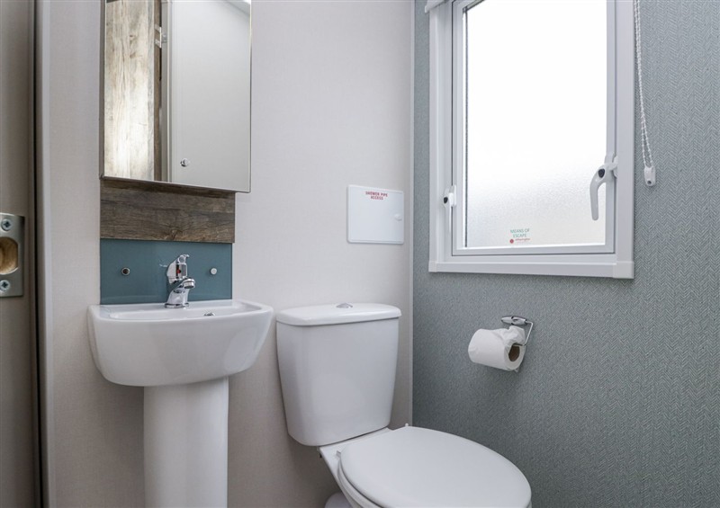The bathroom (photo 2) at Puffin, St Bees