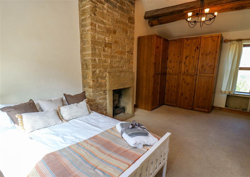 A bedroom in Pule Hill Farm (photo 2) at Pule Hill Farm, Marsden