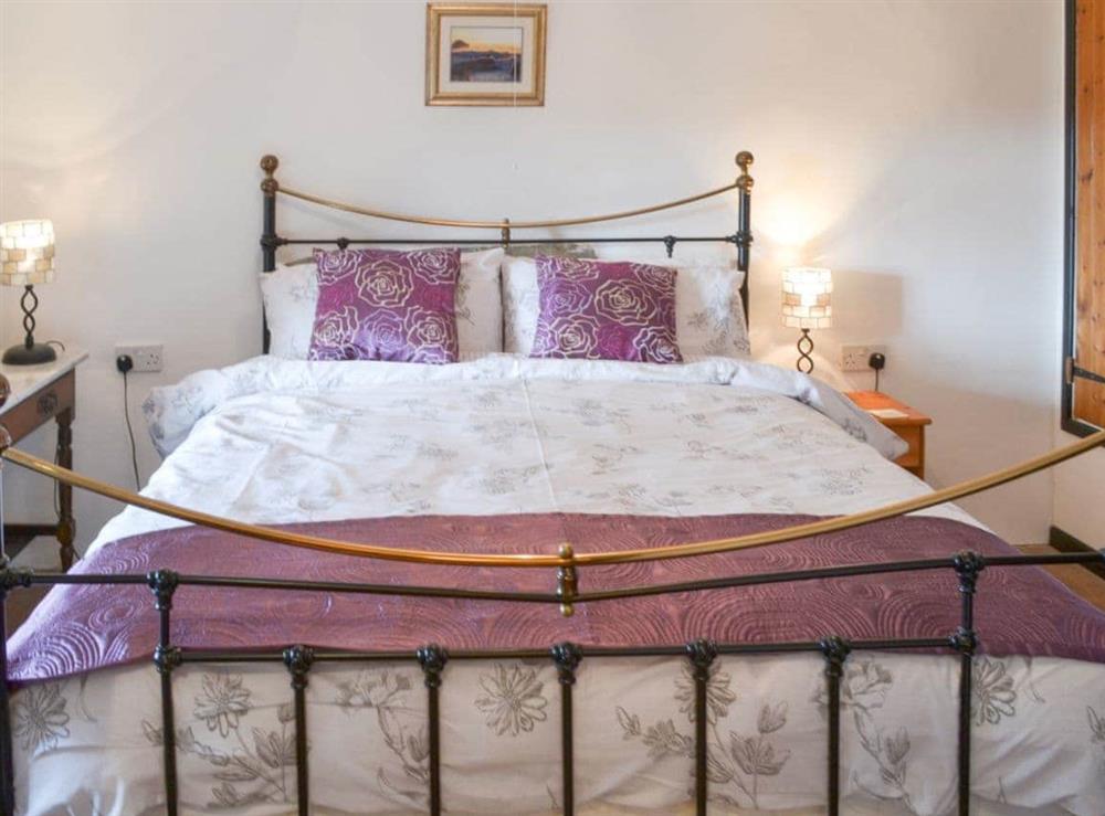 Sumptuous double bedroom at Purlinney in Trebarwith, Delabole., Cornwall