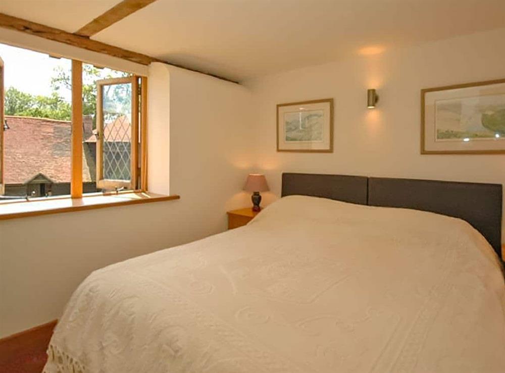 Photo of Quail Cottage (photo 2) at Quail Cottage in Cuckfield, West Sussex