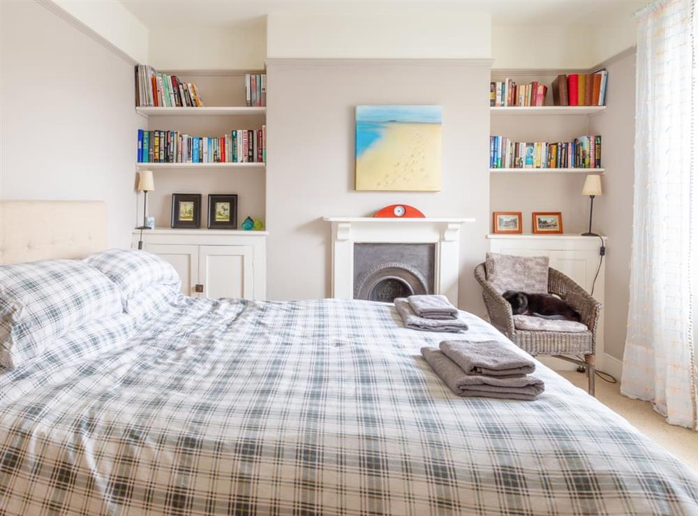 Double bedroom (photo 2) at Quaintes House in Lyme Regis, Dorset
