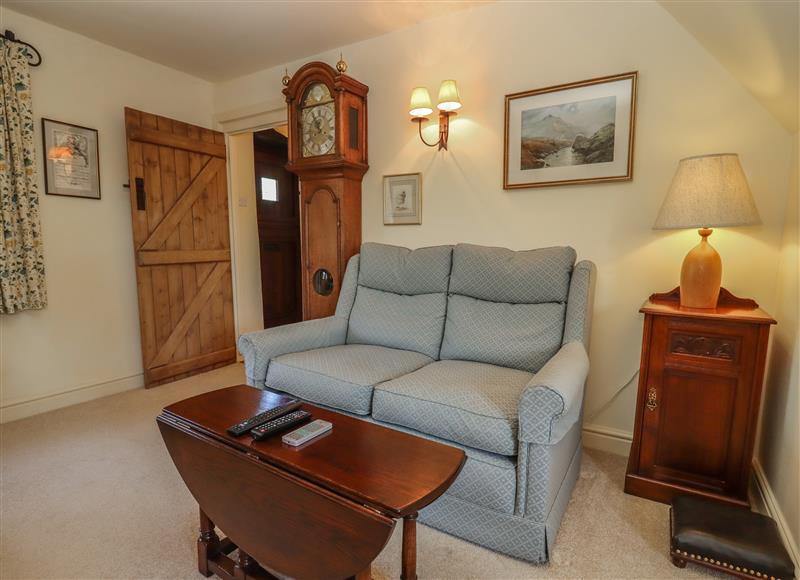 This is the living room at Quaker Cottage, Milton-Under-Wychwood