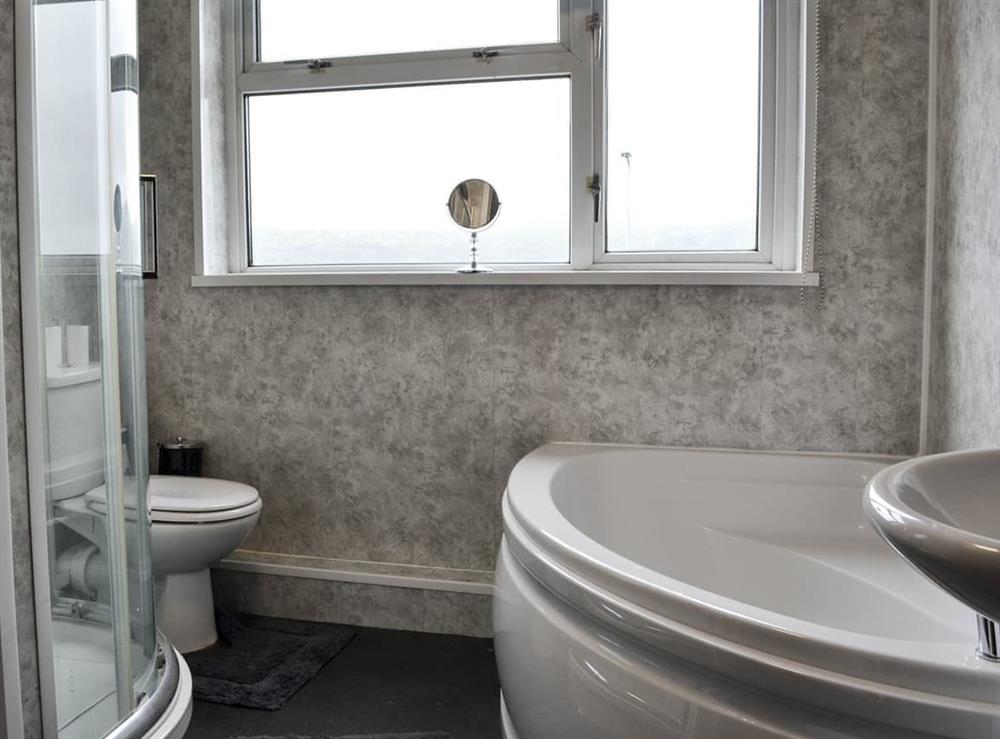 Bathroom with shower at Quarry Cottage in Bethesda, near Bangor, Gwynedd, Wales