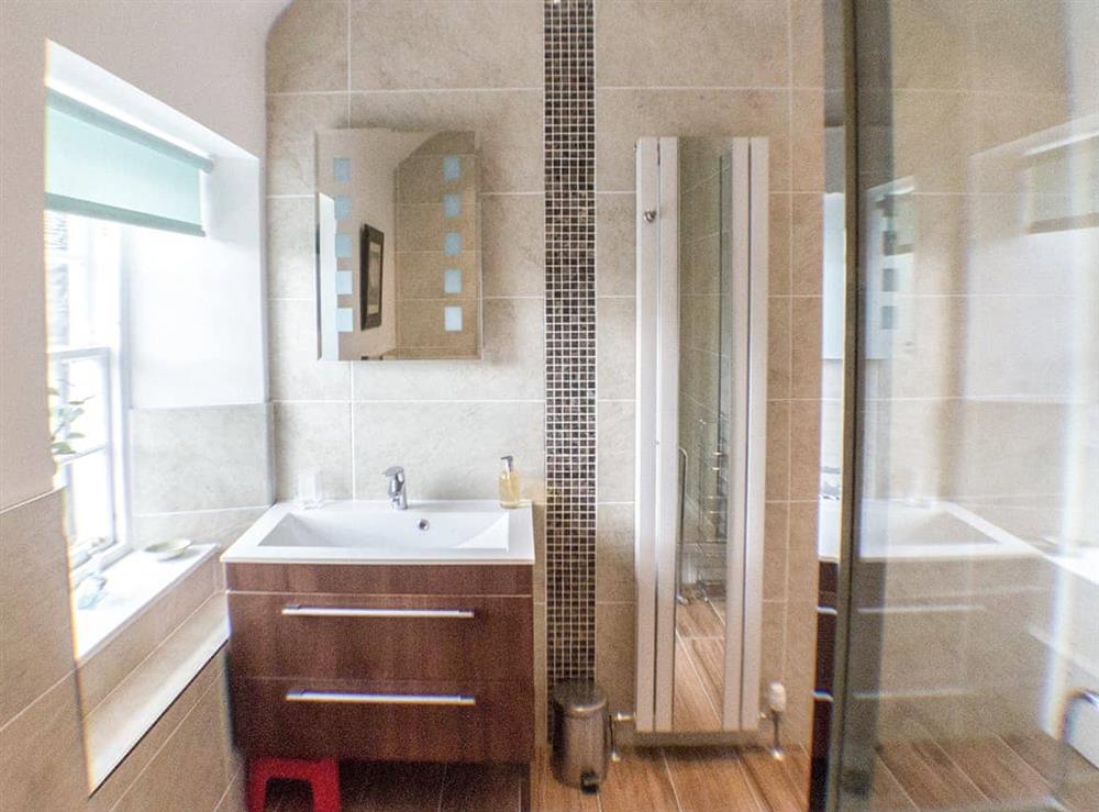 Shower room (photo 2) at Quay Cottage in Cramond, Edinburgh, Midlothian