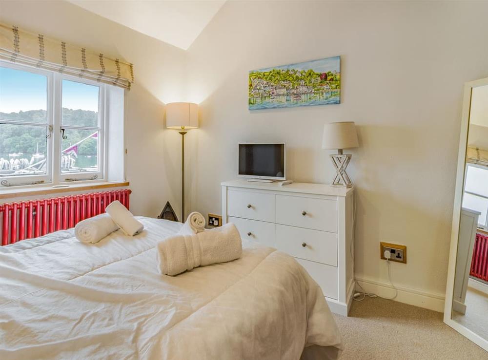 Double bedroom (photo 2) at Quay Cottage in Dittisham, Devon