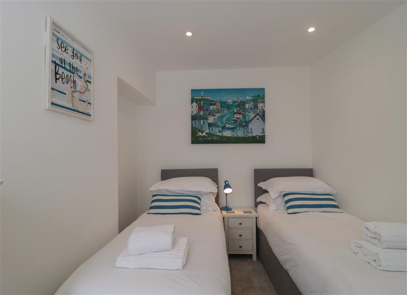 This is a bedroom (photo 2) at Quay Cottage - Sea View, Poole