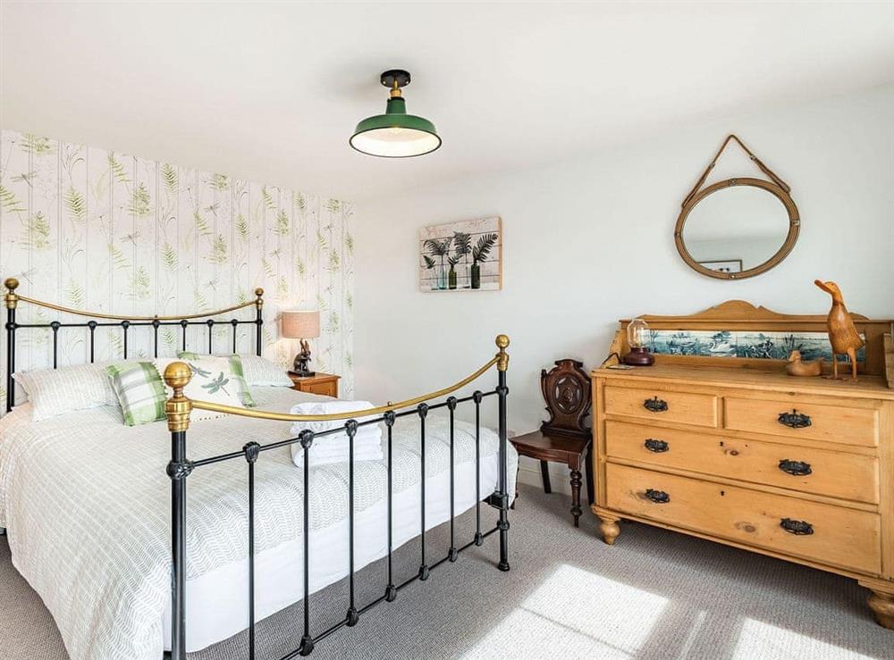 Double bedroom at Quay End in Reedham, Norfolk