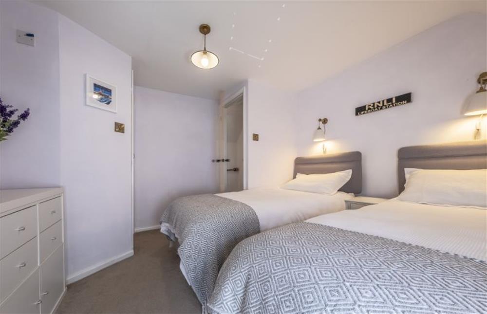 Bedroom two with 3’ full-size twin beds at Queenie’s Cottage, Wells-next-the-Sea