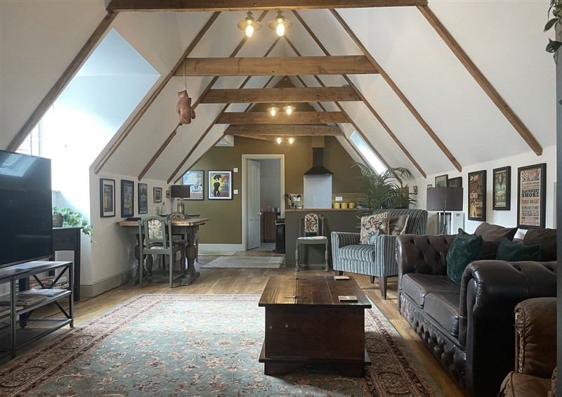 Inside Queensbury Loft at Queensbury Loft, Par