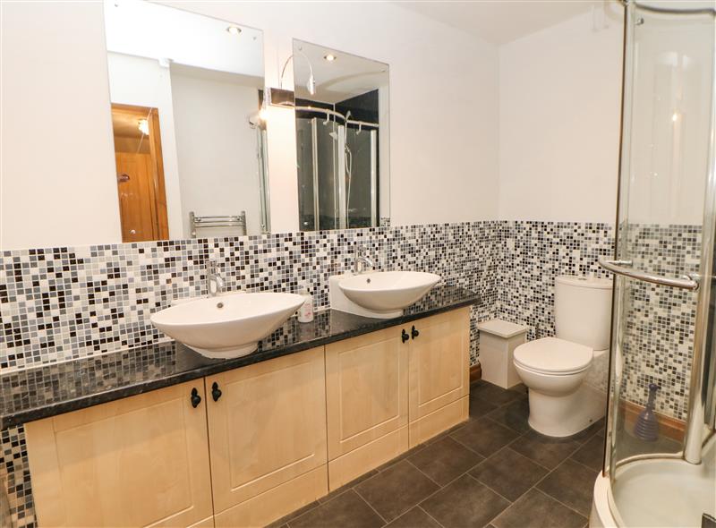 The bathroom (photo 4) at Querc, Stoney Middleton near Calver