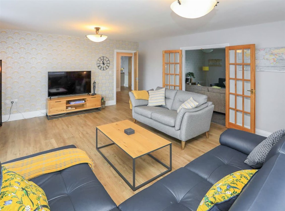 Living area at Quilliams Lodge in Broogh Fort Cottages, Isle Of Man