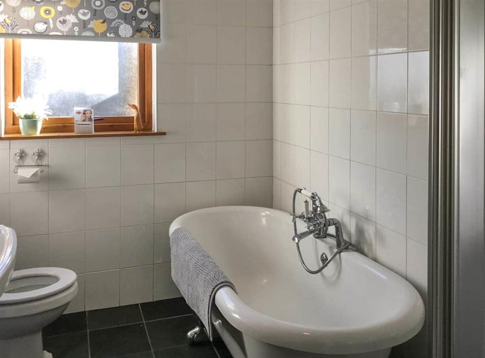 Bathroom at Railway Cottage in Aviemore, Perthshire