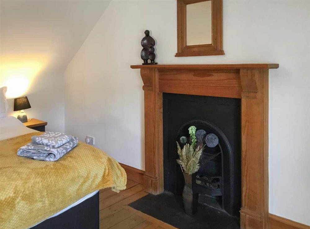 Double bedroom (photo 2) at Railway Cottage in Aviemore, Perthshire