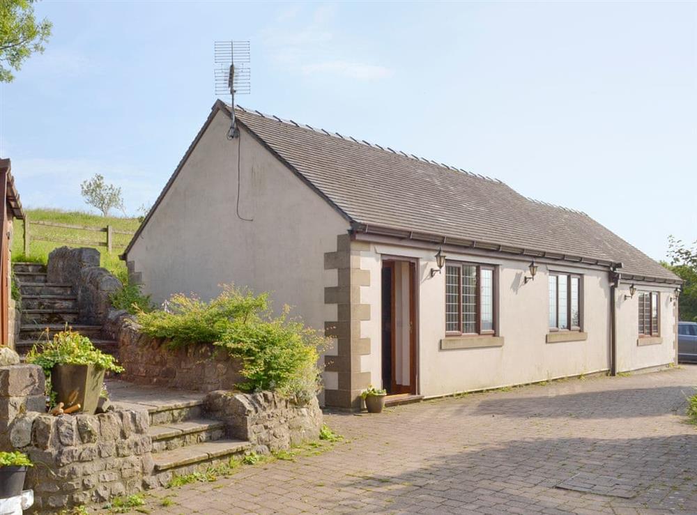 Railway Cottage is a detached property