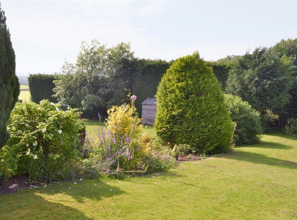Lovely garden area at Railway Cottage in Longcliffe, near Ashbourne, Derbyshire