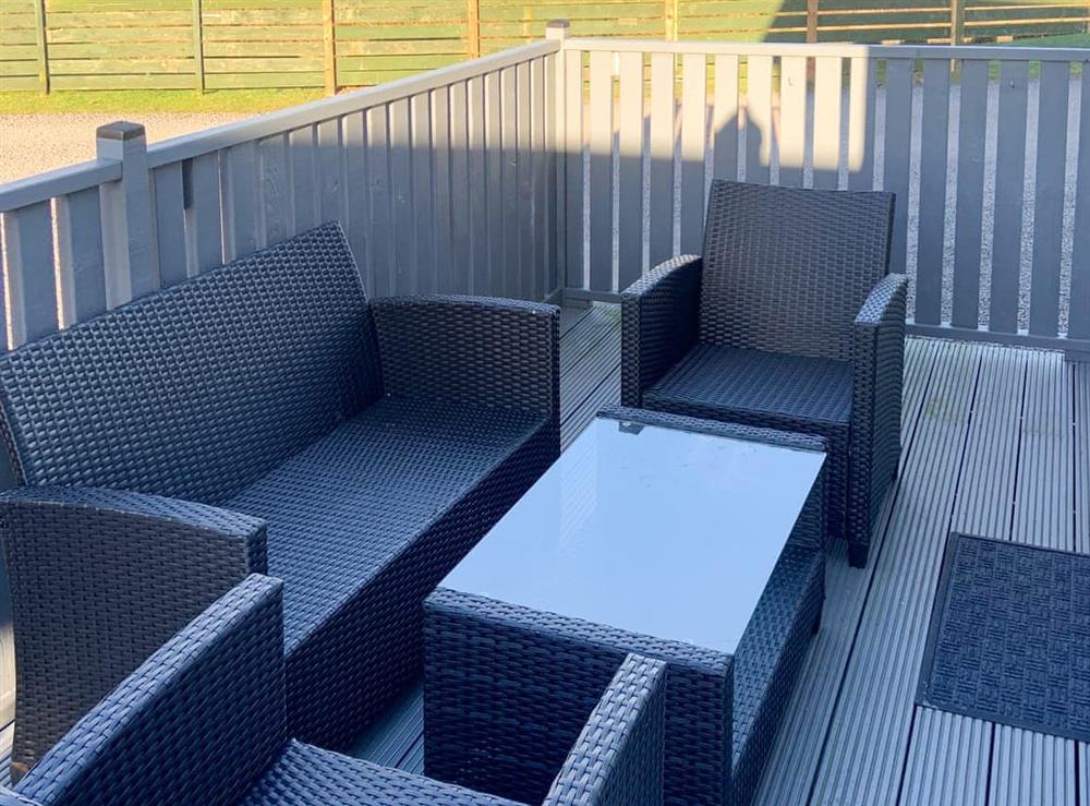 Sitting-out-area at Rannoch Escape in Forfar, Angus
