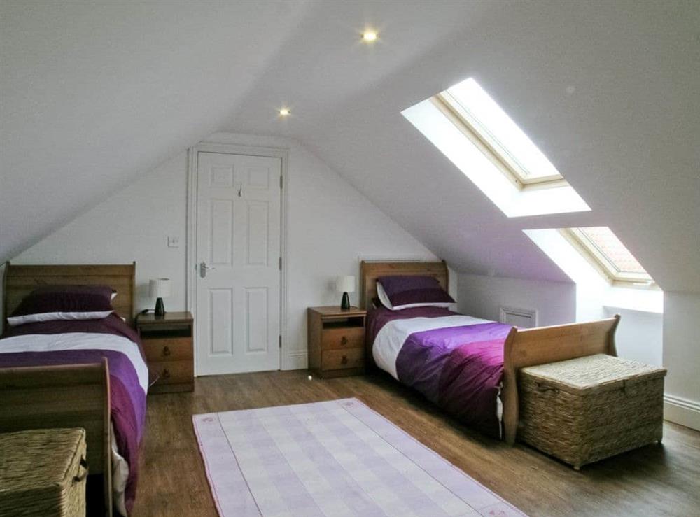 Twin bedroom (photo 4) at Rascal Wood in Holme-on-Spalding Moor, near Market Weighton, East Riding of Yorkshire