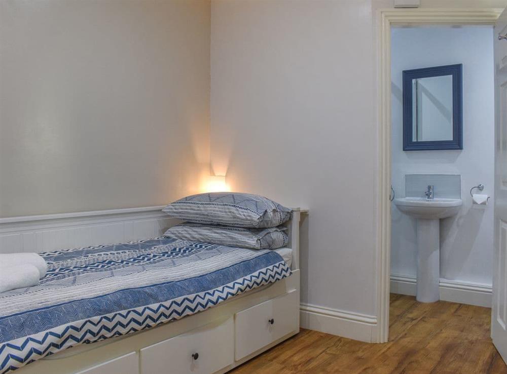 Single bedroom at Rascals Rest in Whitby, North Yorkshire