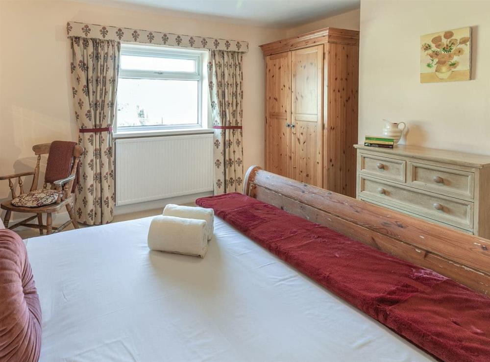 Double bedroom (photo 4) at Rasen Cottage in Lincoln, Lincolnshire