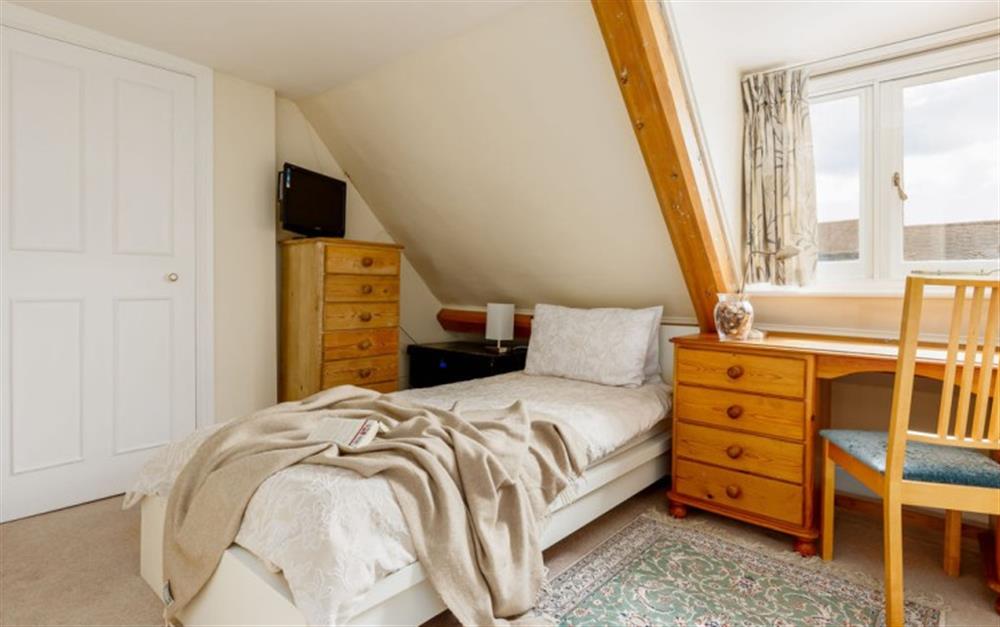 A bedroom in Rashley House (photo 2) at Rashley House in Lymington