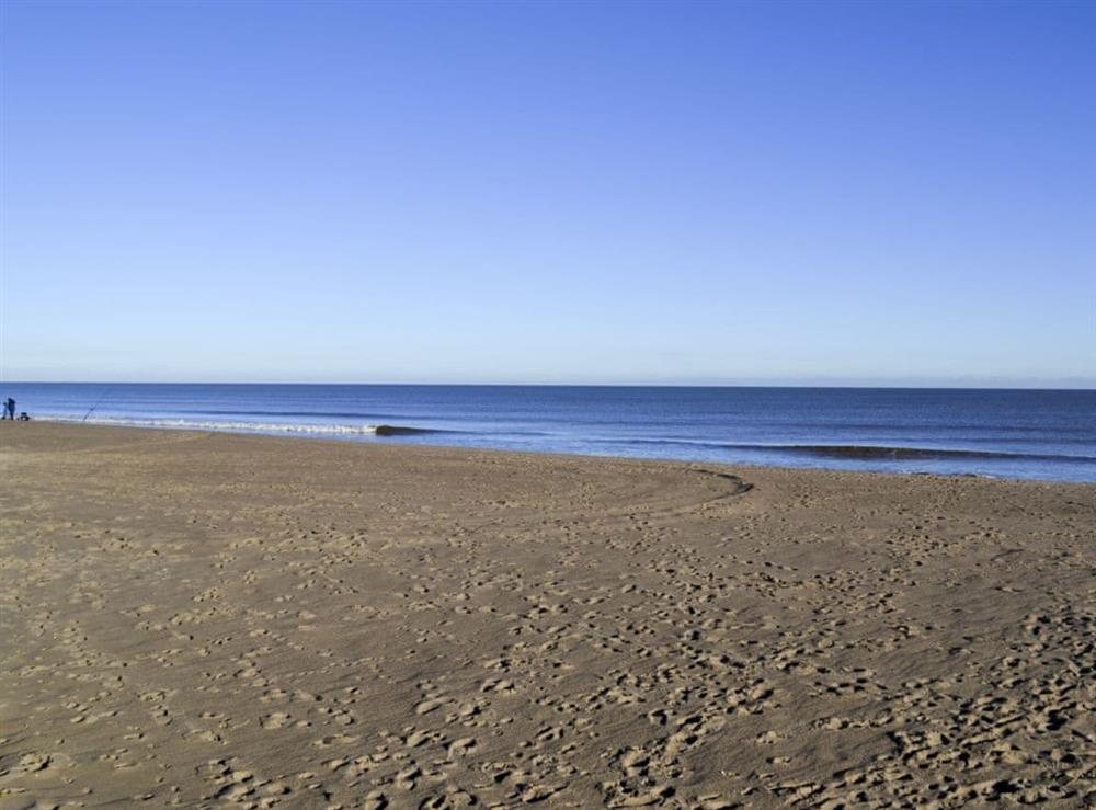 Just 100 yards from a glorious sandy beach at Raveena in Anderby Creek, near Skegness, Lincolnshire
