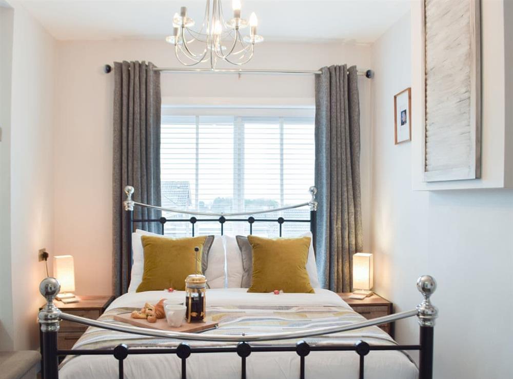 Double bedroom at Ravens Walk Apartment in West Cross, Glamorgan, West Glamorgan