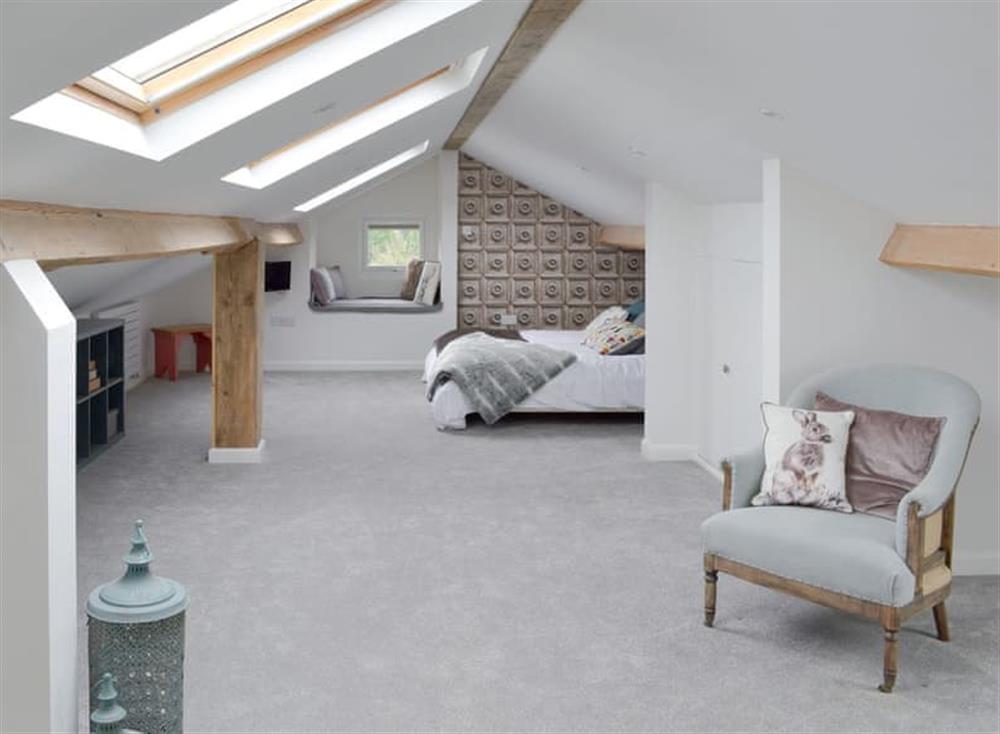 Light and airy first floor en-suite double bedroom at Rayrigg in Bowness-on-Windermere, Cumbria